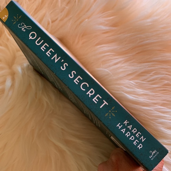 The Queen’s Secret. England’s WW11 queen - Picture 3 of 9